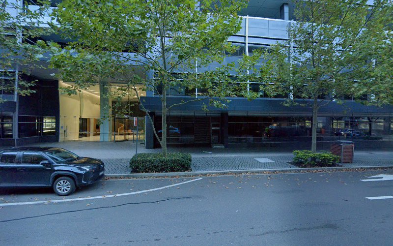 thumbnailpanoidZKjsDG4QwxZsnVmrTsy89wcb_clientsearch.gws-prod.gpsw800h500yaw108.36365pitch0thumbfov100.jpeg